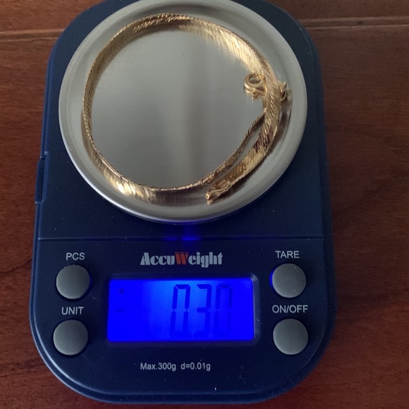 14k Gold 7” Herringbone Bracelet Italy - Picture 5 of 5